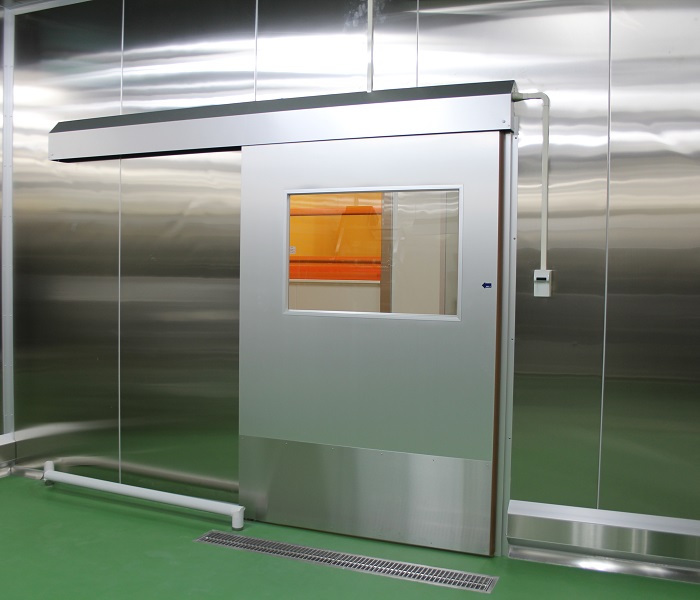 AUTOMATIC DOOR