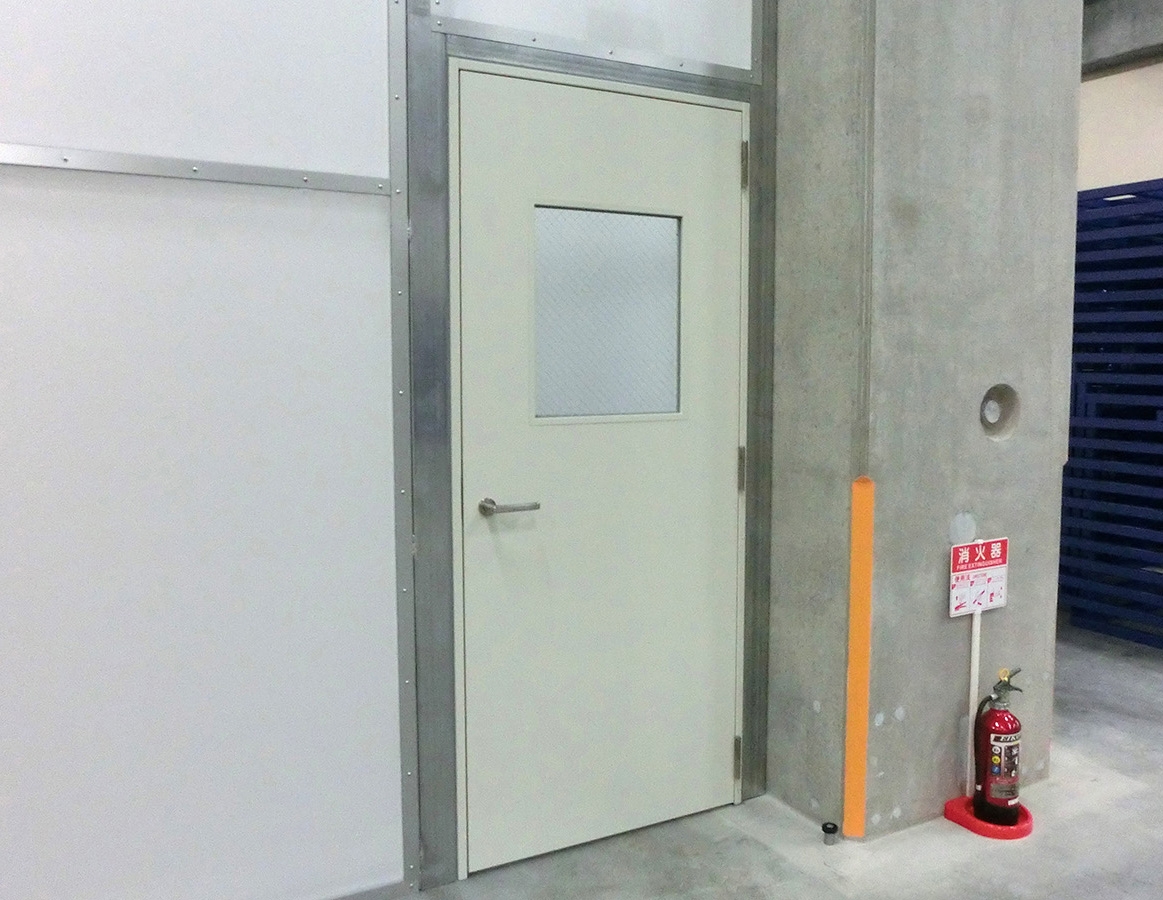 鋼製軽量ドア(開き戸) | 株式会社ユニフロー 鋼製軽量ドア(開き戸) | 株式会社ユニフロー